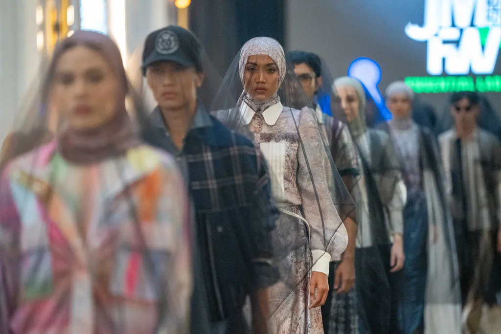 JMFW 2026: Penunjuk Arah Tren ”Modest Fashion” 